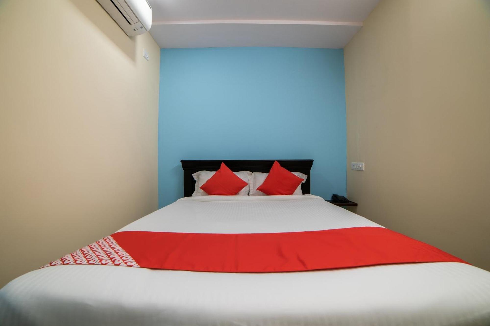 Super Hotel O White Ridge Sururnagar Bagian luar foto