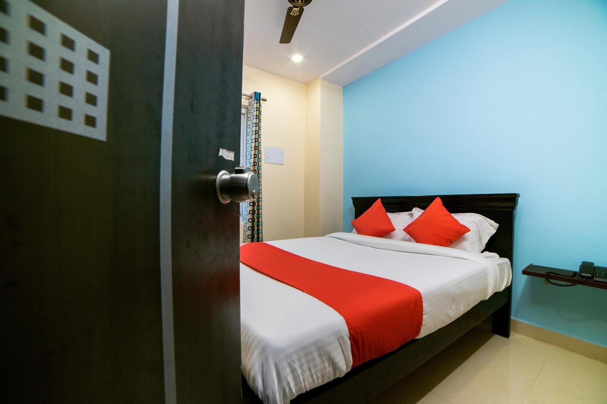 Super Hotel O White Ridge Sururnagar Bagian luar foto