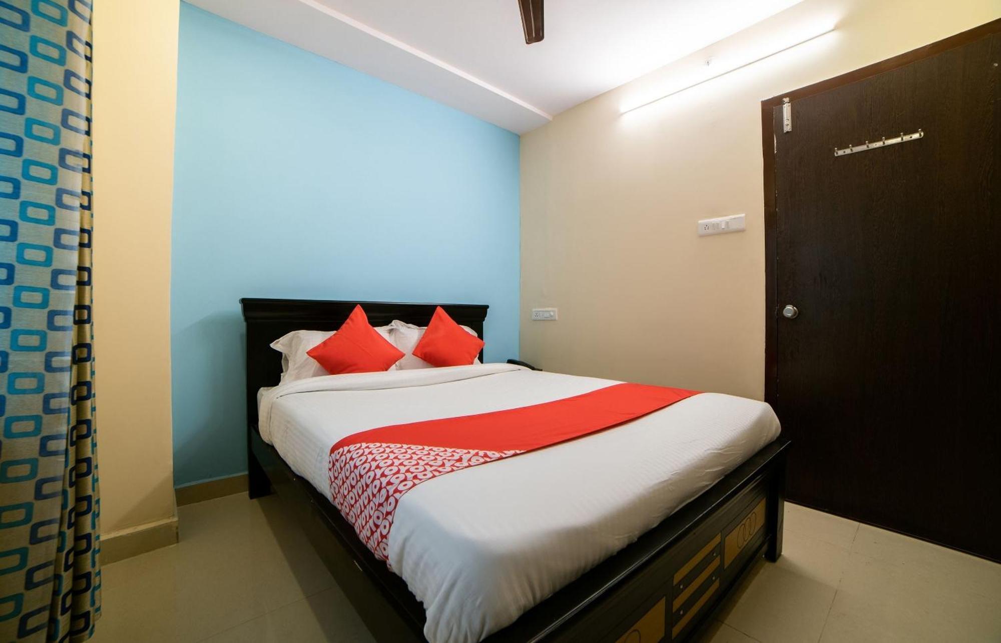 Super Hotel O White Ridge Sururnagar Bagian luar foto